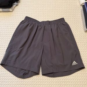 Men’s Size Medium Adidas Running Shorts Lined 7”